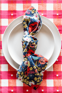 Harvest Table Traditions: Setting the Mood for Fall Gatherings