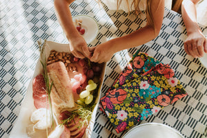 Alice tablecloth and picnic floral napkins